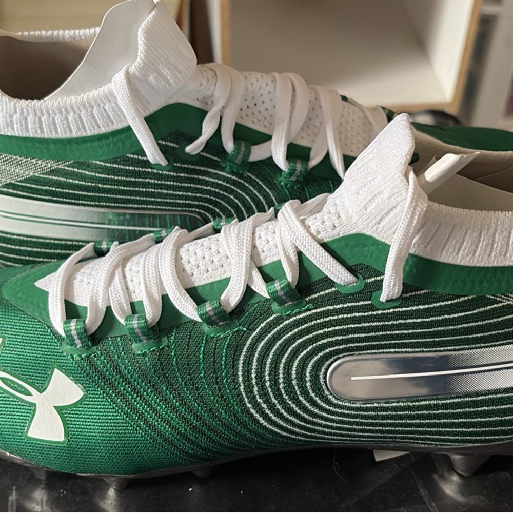 Under Armour UA Spotlight MC Cleats - Green and White